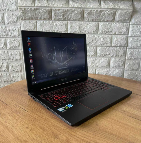 Ноутбук Asus TUF FX503VD 15.6" FHD IPS i5 7300HQ 8Gb SSD 128Gb+HDD1Tb GTX 1050 Б/В | Зображення 3