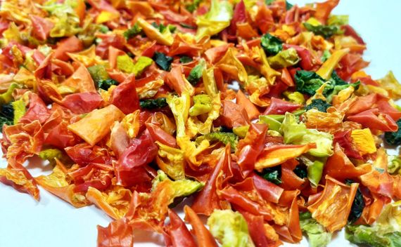 Сушеный сладкий перец (кусочками) 100г | Зображення 1