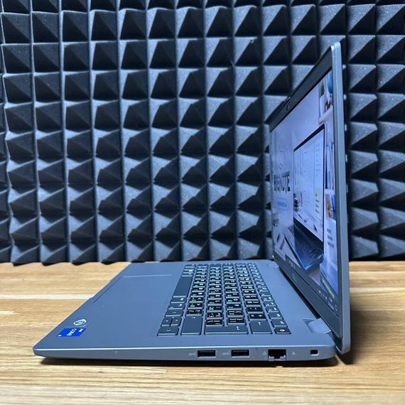 Ультрабук Б-клас Dell Latitude 3440 / 14" (1920x1080) TN / Intel Core i5-1335U (10 (12) ядер по 1.3 - 4.6 GHz) / 8 GB DDR4 / 256 GB SSD / Intel Iris Xe Graphics / WebCam / Win 10 б/в | Зображення 5