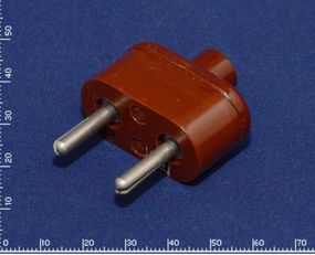 ВД1 Вилка двополюсна з прорізом, коричнева (карболіт)