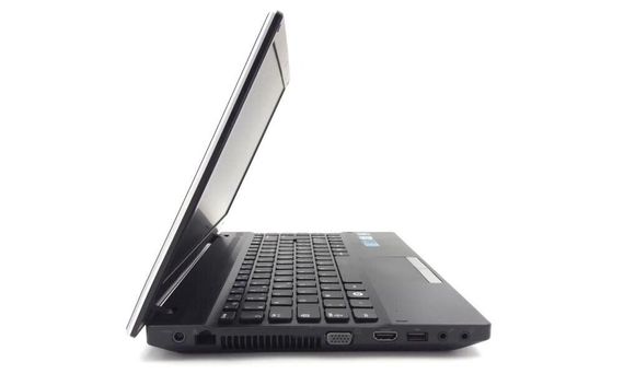 Ноутбук Samsung 300V / 15.6" (1366x768) TN / Intel Core i5-2520M (2 (4) ядра по 2.5 - 3.2 GHz) / 8 GB DDR3 / 240 GB SSD / Intel HD Graphics 3000 / WebCam / Win 10 Pro б/у | Зображення 1