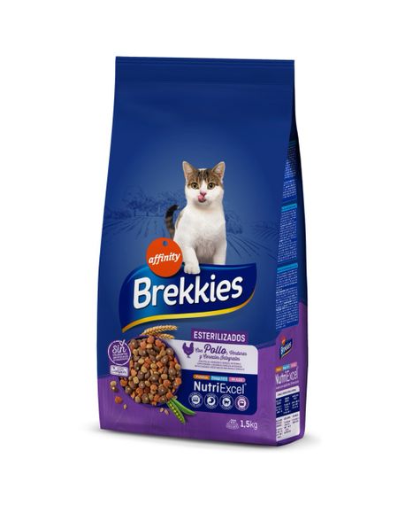 Сухой корм с птицей для стерилизованных котов Brekkies Cat Sterilized, 1.5 кг