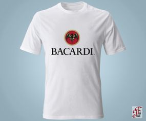 Футболка жіноча з принтом  логотип Bacardi
