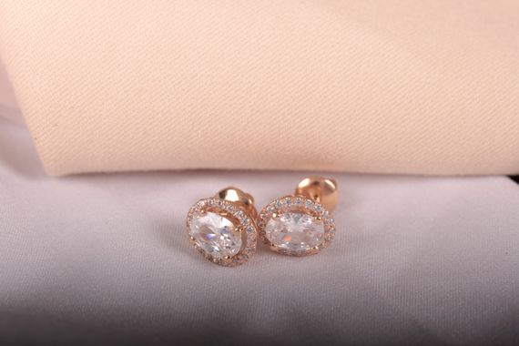 Сережки гвоздики из красного золота | Зображення 3