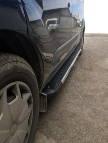 Боковые пороги RedLine V1 (2 шт., алюминий) Короткая база для Ford Custom 2013-2024 гг