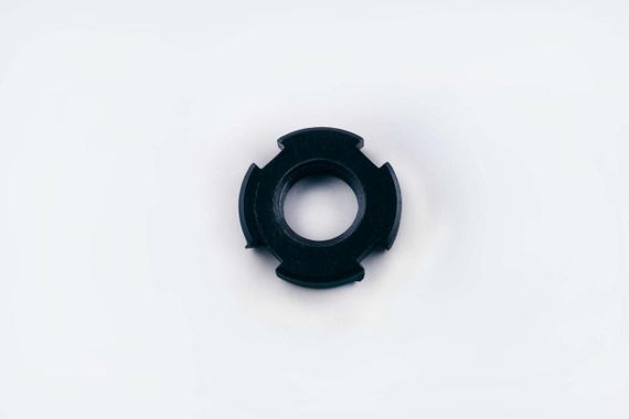 Гайка стопорний кошик зчеплення Delta 125 (D=28 mm, d = 12.5 mm) KOMATCU (mod.A)
