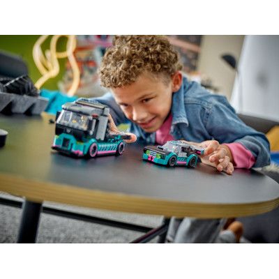 Конструктор LEGO City Автомобиль для гонок и автовоз 328 деталей (60406) | Зображення 2