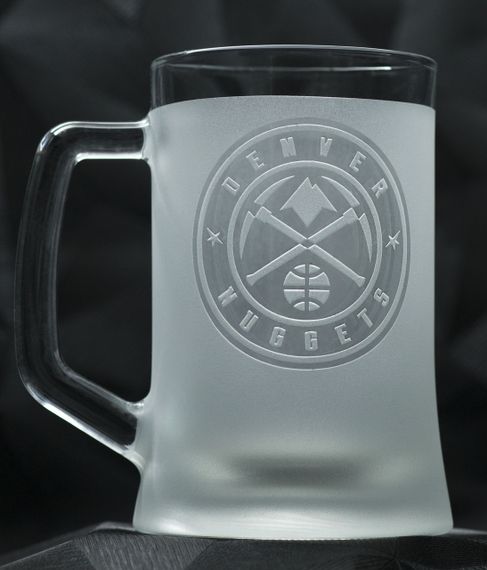 Подарочная кружка для пива 670 мл с гравировкой лого баскетбольного клуба НБА Денвер Наггетс