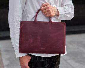 Чохол для ноутбука вінтажний Incarne Stem MacBook Pro 13" 2016-2025 stem-burgundy-vintage-pro-13 бордовий