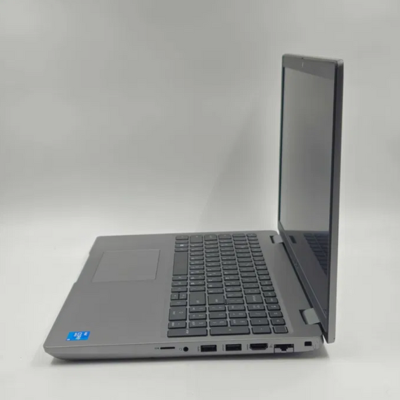 Ноутбук Dell Latitude 5521 15.6"IPS/i5-11500H/16GB/256GB Б/В | Зображення 4