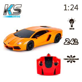 Автомобиль на радиоуправлении LAMBORGHINI AVENTADOR LP 700-4 KS DRIVE 124GLBO светятся фары