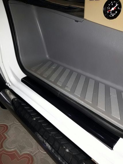 Накладки на пороги DDU (2 шт., ABS) Глянцеві для Volkswagen Crafter 2006-2017рр | Зображення 3