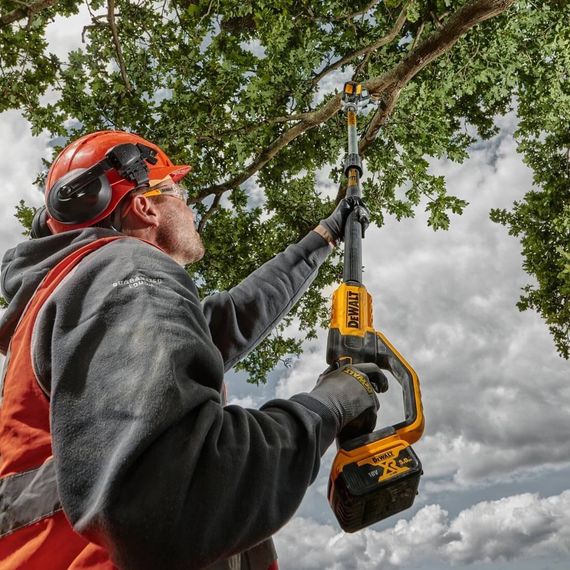 Высоторез аккумуляторный бесщёточный со штангой 180-280см DeWALT DCMPS567N | Зображення 3
