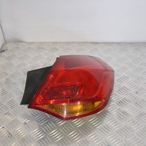 Ліхтар задній правий Opel Astra J 2009-2015 хетчбек Фара стоп задня права Опель Астра