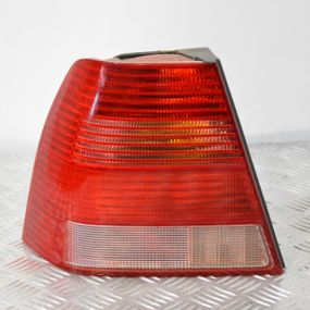Ліхтар задній лівий Volkswagen Bora 1999-2005 седан Фара стоп задня ліва Фольксваген Бора 1J5945095AA