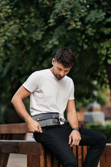 Шкіряна поясна сумка Skin and Skin Crossbody Bag M 24x13x3.5 см Чорна (WB01BL) | Зображення 9