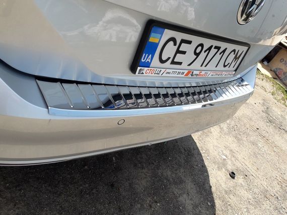 Накладка на задний бампер Carmos V1 (SW) для Volkswagen Passat B8 2015-2024 гг | Зображення 6