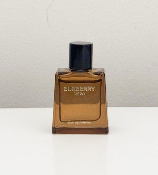 Парфумована вода Burberry Hero Eau de Parfum for Men 5 ml