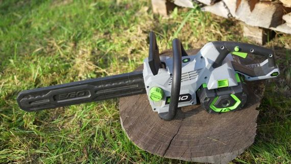Пила цепная аккумуляторная EGO CS1411E KIT (35 см, 20 м/с, 56 В, комплект) | Зображення 2