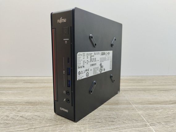 Неттоп Fujitsu Esprimo Q958 Mini USFF / Intel Core i5-9500T (6 ядер по 2.2 - 3.7 GHz) / 8 GB DDR4 / 240 GB SSD / Intel UHD Graphics 630 / Кабель живлення б/в | Зображення 1