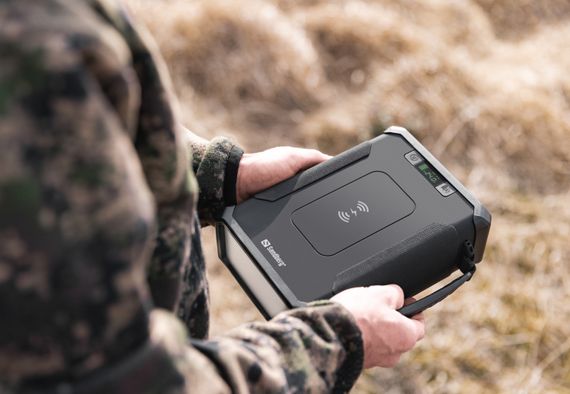 УМБ Sandberg Survivor 96000mAh DC84W PD USB-C60W Cigar Lighter 180W 2USB-A18W,Wireless LiFePo4 | Зображення 1