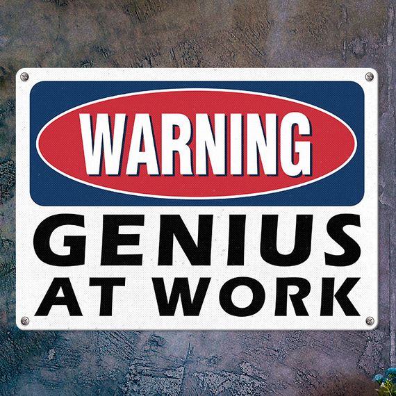 Металлическая табличка Warning gerius at work 26х18,5 см (MET_20J028_WH)