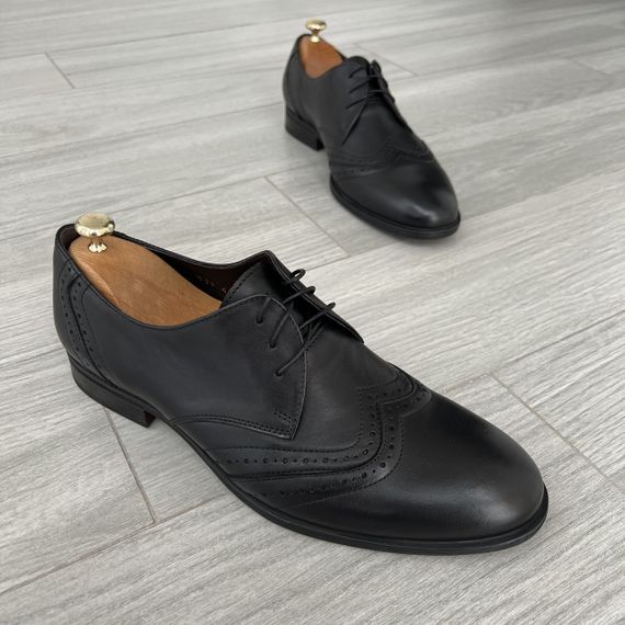 Качественные кожаные броги 39 размер