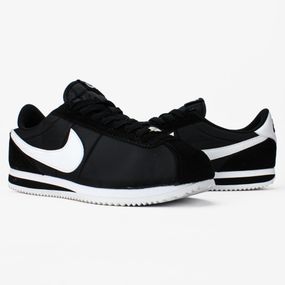 Кросівки демісезонні Nike матеріал нейлон/текстиль колір чорний, білий
