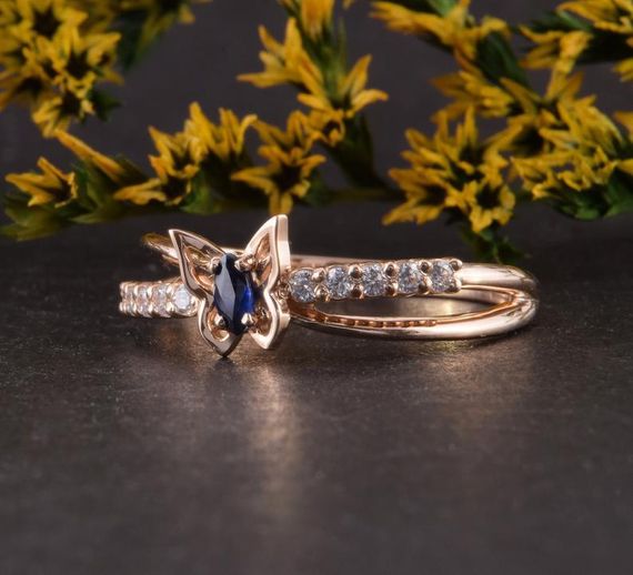 Золотое кольцо бабочка с фианитами 21.5 | Зображення 4