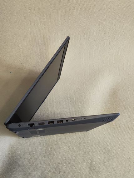 Ноутбук Lenovo IdeaPad L340-15IWL / 15.6" (1366x768) TN / Intel Core i3-8130U (2 (4) ядра по 2.2 - 3.4 GHz) / 8 GB DDR4 / 256 GB SSD / Intel UHD Graphics 620 / WebCam / DVD-ROM б/у | Зображення 4