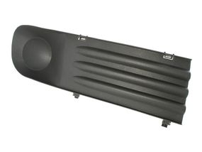 Volkswagen Transporter T5 (03-09) заглушка правая в передний бампер без отверстия под галогенки, Фольцфаген Т5