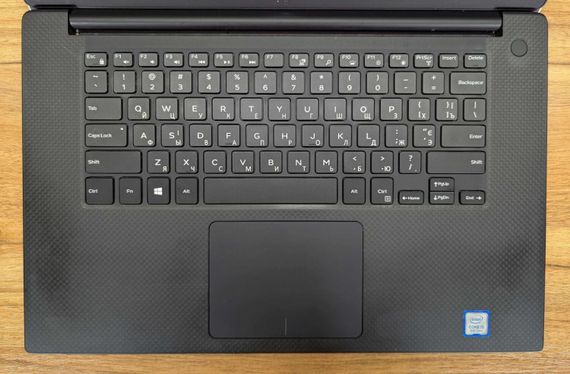 Ноутбук Dell Precision 5530 / 15.6" (1920x1080) IPS / Intel Core i5-8300H (4 (8) ядра по 2.3 - 4.0 GHz) / 8 GB DDR4 / 256 GB SSD / Intel UHD Graphics 630 / HDMI / Windows 10 б/у + Подарок Беспроводная мышь / USB | Зображення 2