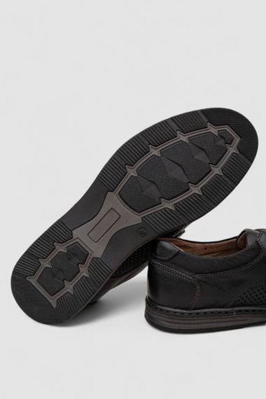 Туфлі чоловічі з перфорацією, колір чорний, 243RB1805 | Зображення 4