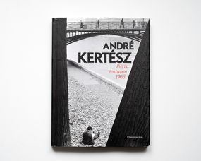 Найкращі фотографи світу книга фотографій Парижа Андре Кертеса Andre Kertesz: Paris, Autumn 1963