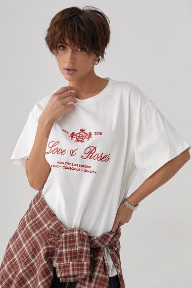 Футболка вільного фасону з вишитими написами - білий цвет, ONE SIZE (є розміри)