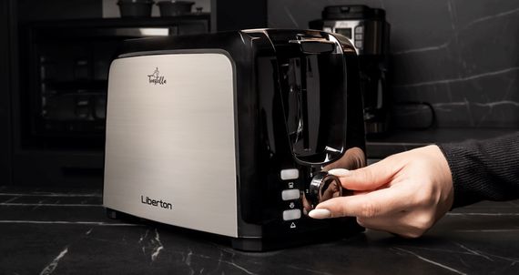 Тостер Liberton LET-5702 750 Вт сріблястий