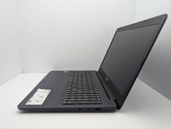 Ноутбук Asus E502S Black / 15.6" (1366x768) TN / Intel Pentium N3700 (4 ядра по 1.6 - 2.4 GHz) / 4 GB DDR3 / 120 GB SSD / Intel HD Graphics / WebCam б/у | Зображення 4