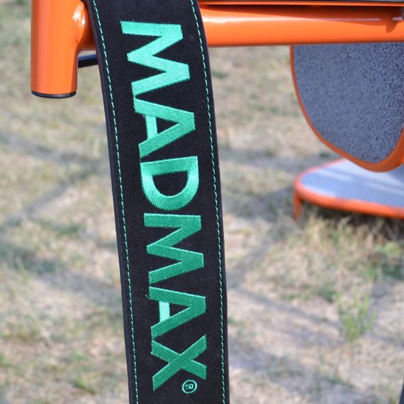 Пояс для важкої атлетики MadMax MFB-301 Suede Single Prong шкіряний Black/Green L | Зображення 4