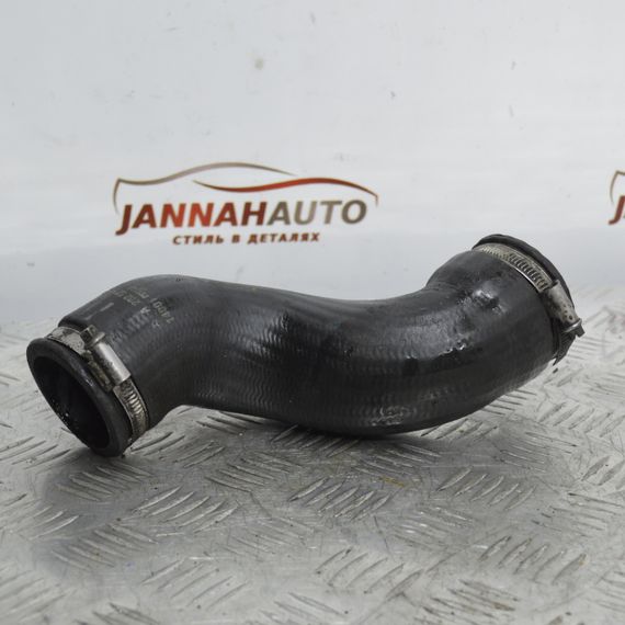 Патрубок інтеркулера 2.2 CDI Mercedes C-Class W202 1993-2000 Мерседес A2025281182