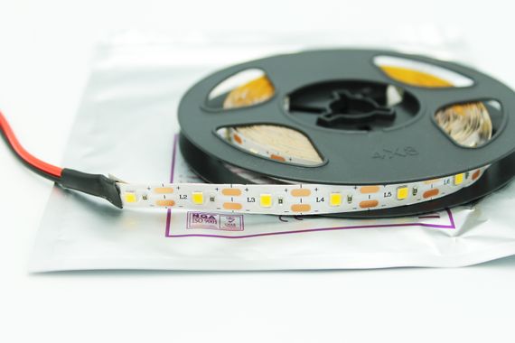 Світлодіодна LED стрічка PROLUM™ 5V; 2835\60; IP20; Series "S", Тепло-Білий (2800-3200K) | Зображення 1