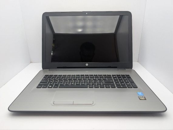 Ноутбук HP 17-x027ur / 17.3" (1600x900) TN / Intel Core i3-5005U (2 (4) ядра по 2.0 GHz) / 8 GB DDR3 / 240 GB SSD / AMD Radeon R5 M330, 2 GB GDDR3, 64-bit / WebCam / DVD-ROM б/в | Зображення 2