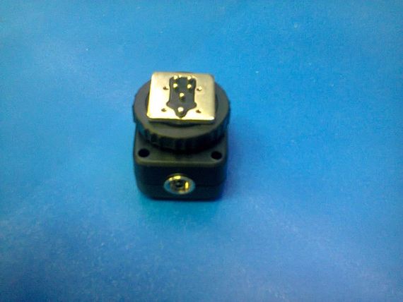 Перехідник під спалах "Hot shoe converter" DF-8004 | Зображення 3