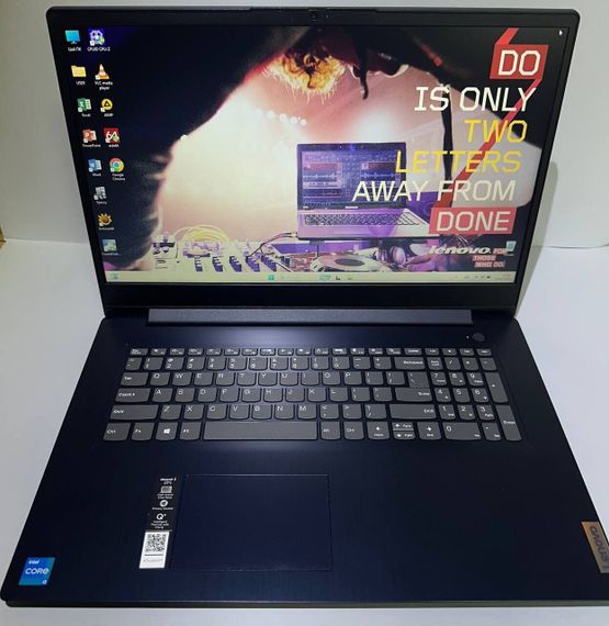 Ультрабук Б-класс Lenovo IdeaPad 3 17ITL6 / 17.3" (1600x900) TN / Intel Core i3-1115G4 (2 (4) ядра по 1.7 - 4.1 GHz) / 8 GB DDR4 / 128 GB SSD + 500 GB HDD / Intel UHD Graphics / WebCam / Win 11 Home б/у | Зображення 1