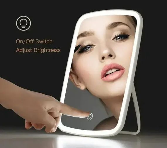 Зеркало з підсвіткою Jordan Judy LED Makeup Mirror • Дзеркало для макіяжу | Зображення 4