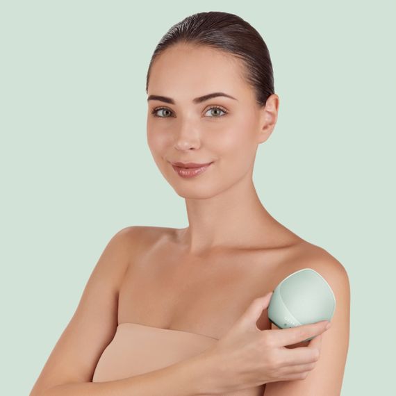 Ультразвуковая щетка для тела и интенсивный пилинг GESKE Sonic Body Brush&Intensive Exfoliator 7в1 starlight, Зеленый | Зображення 3