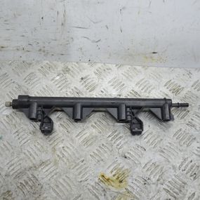 Рейка паливна 1.4 / 1.6 VTI Citroen Berlingo C3 C4 C5 2006-2012 Паливна рампа Ситроен Берлинго V75756458002