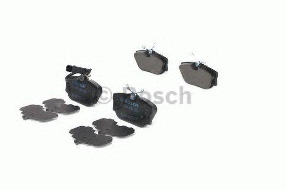 Колодка гальм. диск. VW T4 (70XB, 70XC, 7DB, 7DW) задн. (вир-во Bosch) BOSCH 0986494051 на VW TRANSPORTER Mk IV фургон (70XA)