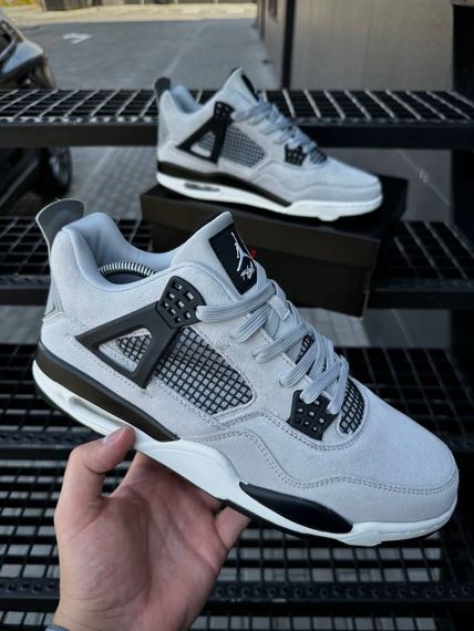 Кросівки Nike Air Jordan 4 Retro, замша (light gray)