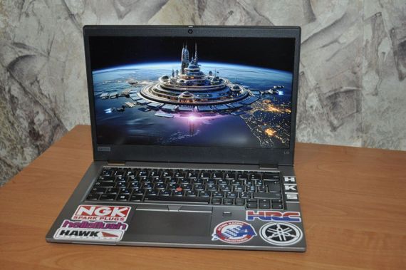 Ноутбук Б-клас Lenovo ThinkPad L13 Gen 2 / 13.3" (1920x1080) IPS / Intel Core i5-1145G7 (4 (8) ядра по 4.4 GHz) / 16 GB DDR4 / 256 GB SSD M.2 / Intel Iris Xe Graphics / WebCam / Windows 11 Pro б/в + Подарунок Бездротова мишка + флеш-накопичувач USB 32 ГБ | Зображення 2