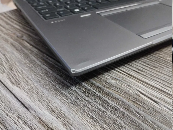Ноутбук HP ZBook G5 |15.6”FHD,IPS/i7-8750H/16GB/QuadroP1000 4GB/256+1TB HDD | Зображення 4